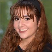 studentessa universitaria offre ripetizioni